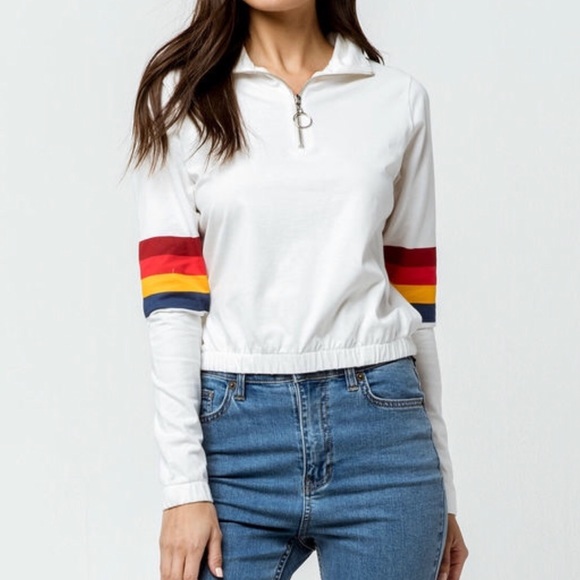 ❌SOLD❌ Tilly’s White Striped Quarterzip - Picture 2 of 3